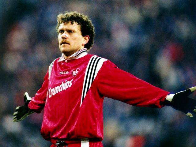 能带队力压拜仁问鼎德甲，却不受德国队重用，老炮生不逢时